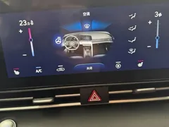 2022 Hyundai Elantra 1.5L CVT LUX Premium — фото 9