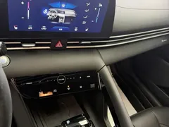 2022 Hyundai Elantra 1.5L CVT LUX Premium — фото 14