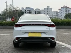 2022 Geely Emgrand L 1.4T CVT Flagship, белый — фото 7