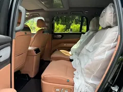 2026 Leapmotor D19 EREV 500 Premium 6-seat, чёрный — фото 14