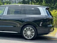 2026 Leapmotor D19 EREV 500 Premium 6-seat, чёрный — фото 28