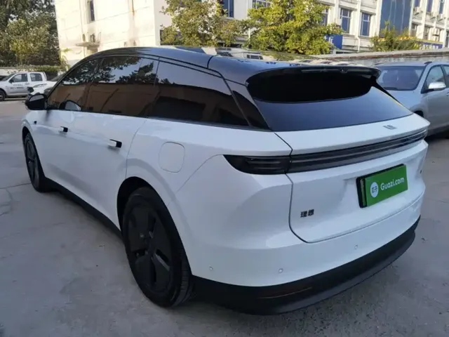 2025 Li Auto i6 2WD Standard