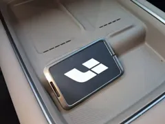 2025 Li Auto i6 2WD Standard, белый — фото 9