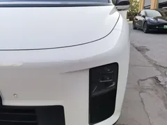 2025 Li Auto i6 2WD Standard, белый — фото 24