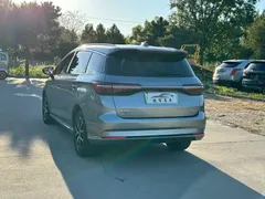 2022 BYD Song Max DM-i PHEV 105km Flagship — фото 4