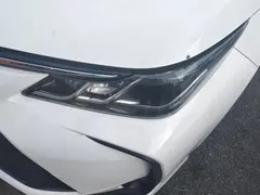 2021 Toyota Corolla Hybrid 1.8L E-CVT Elite, белый — фото 5