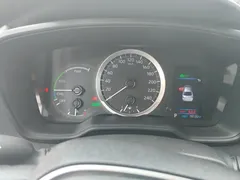 2021 Toyota Corolla Hybrid 1.8L E-CVT Elite, белый — фото 14