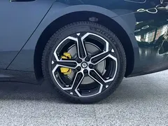 2026 Xiaomi SU7 RWD Pro, зелёный — фото 15