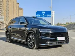2026 Aito M7 EREV Ultra 4WD 5-seat 192-line Lidar, чёрный — фото 3