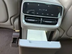 2026 Aito M7 EREV Ultra 4WD 5-seat 192-line Lidar, чёрный — фото 13