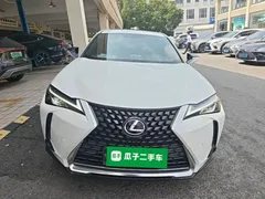 2020 Lexus UX 200 Special Edition, белый — фото 3