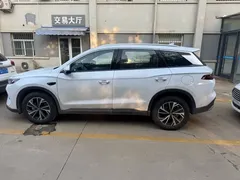 2025 BYD Song Pro 2nd Gen Smart Drive DM-i PHEV 75km Exceed, белый — фото 10
