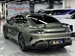 2024 Xiaomi SU7 4WD Long Range Advanced ADAS Max, зелёный — фото 5