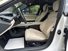 2024 Xiaomi SU7 RWD Long Range Smart Driving, белый — фото 12