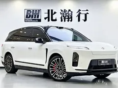 2026 Nio ES8 6-seat Executive Signature, белый — фото 3