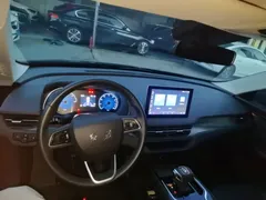 2023 Hongqi E-QM5 Basic Mobility, чёрный — фото 10