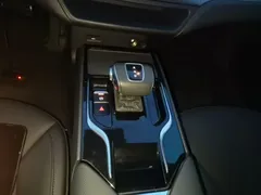 2023 Hongqi E-QM5 Basic Mobility, чёрный — фото 14