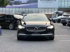 2023 Volvo S90, чёрный — фото 2
