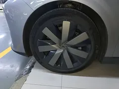 2025 Li Auto i6 4WD Standard — фото 23