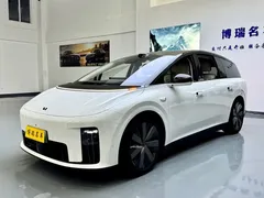 2025 Li Auto i8 Standard, белый — фото 1