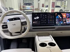 2025 Li Auto i8 Standard, белый — фото 8
