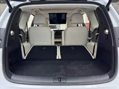 2025 Li Auto i8 Standard, белый — фото 18