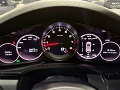 2019 Porsche Cayenne 3.0T, белый — фото 17