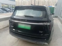 2024 Hongqi HS7 2.0T PHEV 4WD 6, чёрный — фото 6