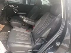 2024 Hongqi HS7 2.0T PHEV 4WD 6, чёрный — фото 17