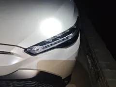 2022 Toyota Frontlander 2.0L CVT Luxury, белый — фото 5