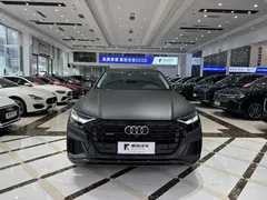 2021 Audi Q8 45 TFSI Sport, чёрный — фото 3