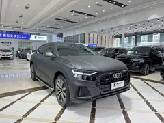 2021 Audi Q8 45 TFSI Sport, чёрный — фото 4