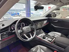2021 Audi Q8 45 TFSI Sport, чёрный — фото 6