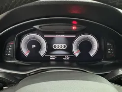 2021 Audi Q8 45 TFSI Sport, чёрный — фото 11