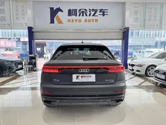 2021 Audi Q8 45 TFSI Sport, чёрный — фото 16