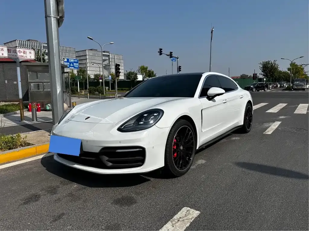 2022 Porsche Panamera Executive Long 2.9T