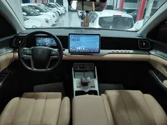 2025 BYD Song Pro 2nd Gen Smart Driving DM-i PHEV 75km Leading — фото 10