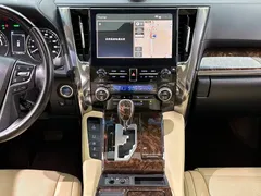 2021 Toyota Alphard Hybrid 2.5L Luxury, белый — фото 24