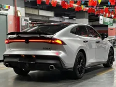 2022 Changan UNI-V 1.5T Premium — фото 12