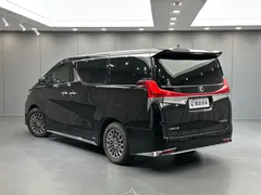 2020 Lexus LM 300h 7-seat, чёрный — фото 6