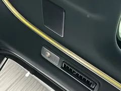 2020 Lexus LM 300h 7-seat, чёрный — фото 34