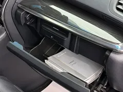 2020 Lexus LM 300h 7-seat, чёрный — фото 35