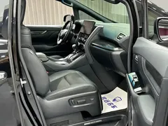 2020 Lexus LM 300h 7-seat, чёрный — фото 38