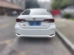 2021 Toyota Corolla TNGA 1.5L CVT Elite, белый — фото 3