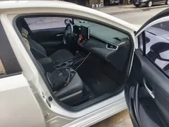2021 Toyota Corolla TNGA 1.5L CVT Elite, белый — фото 19