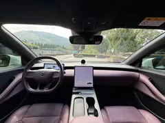 2024 Nio ET5T 75kWh Touring, белый — фото 8