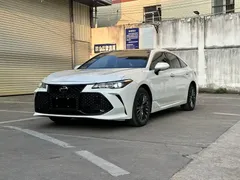 2021 Toyota Avalon 2.5L Touring Premium Sport, белый — фото 1