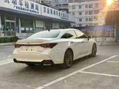 2021 Toyota Avalon 2.5L Touring Premium Sport, белый — фото 7