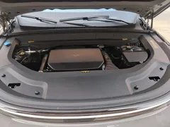 2025 Li Auto L9 Smart Refresh — фото 21