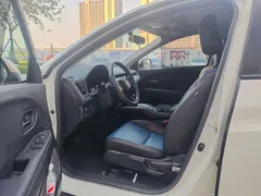 2020 Honda Vezel 1.5L CVT Pioneer, белый — фото 6